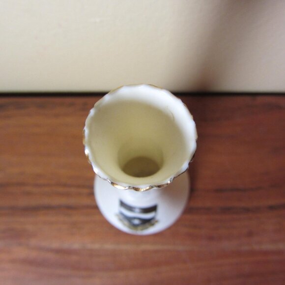 W.H. Goss crested heraldry china vintage Sir Francis Drake (GC073 Grace) - Picture 4 of 7